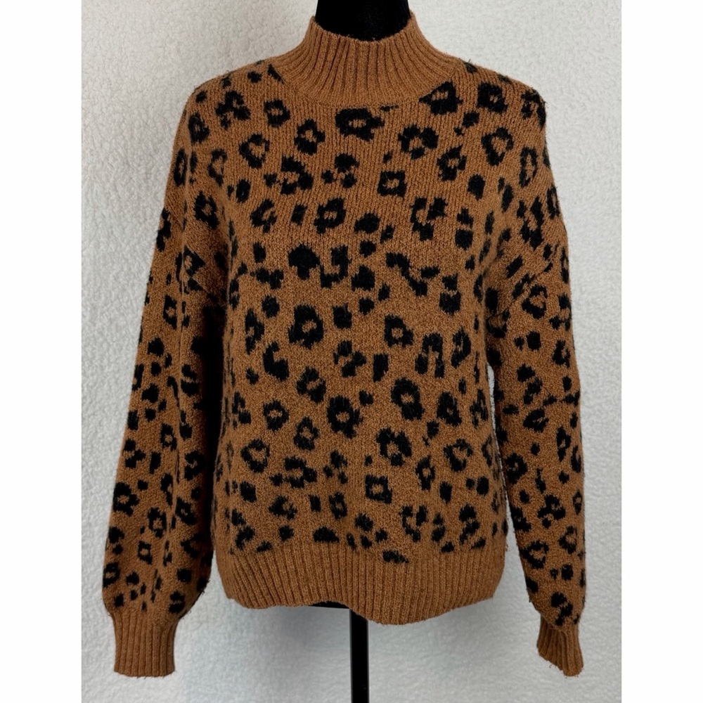 OLD NAVY • Brown Leopard Print Mock-Neck Long Sleeve Knit Sweater, XS - Picture 5 of 14